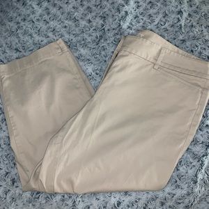 Ann Taylor Loft Capri pant